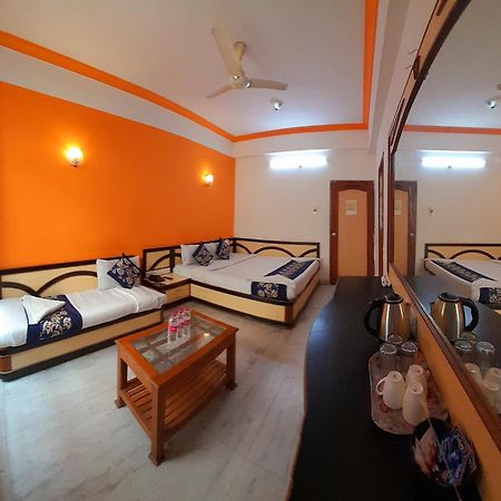 Hotel Indore Palace - Feel At Home Shirdi Exterior photo