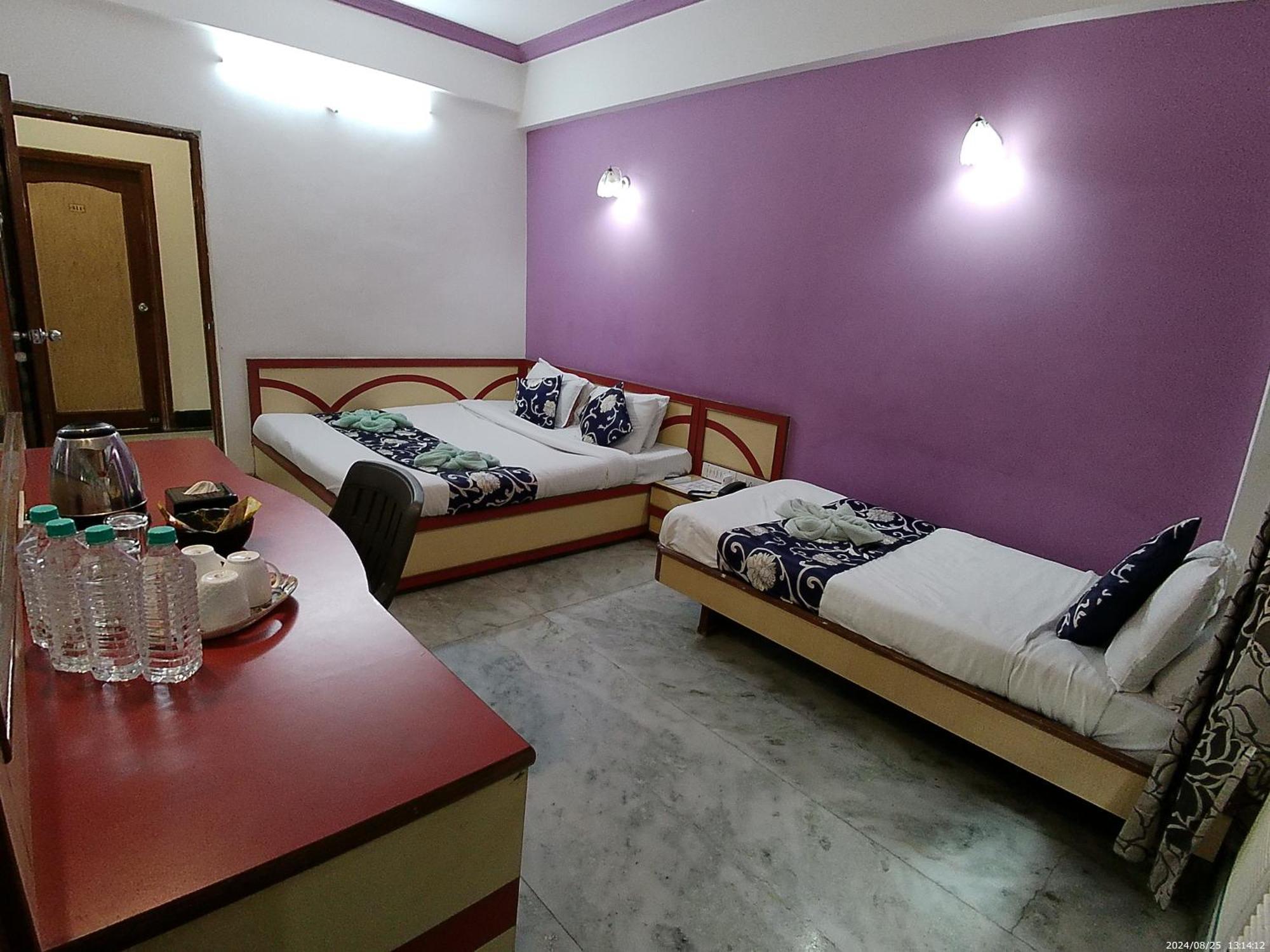 Hotel Indore Palace - Feel At Home Shirdi Exterior photo