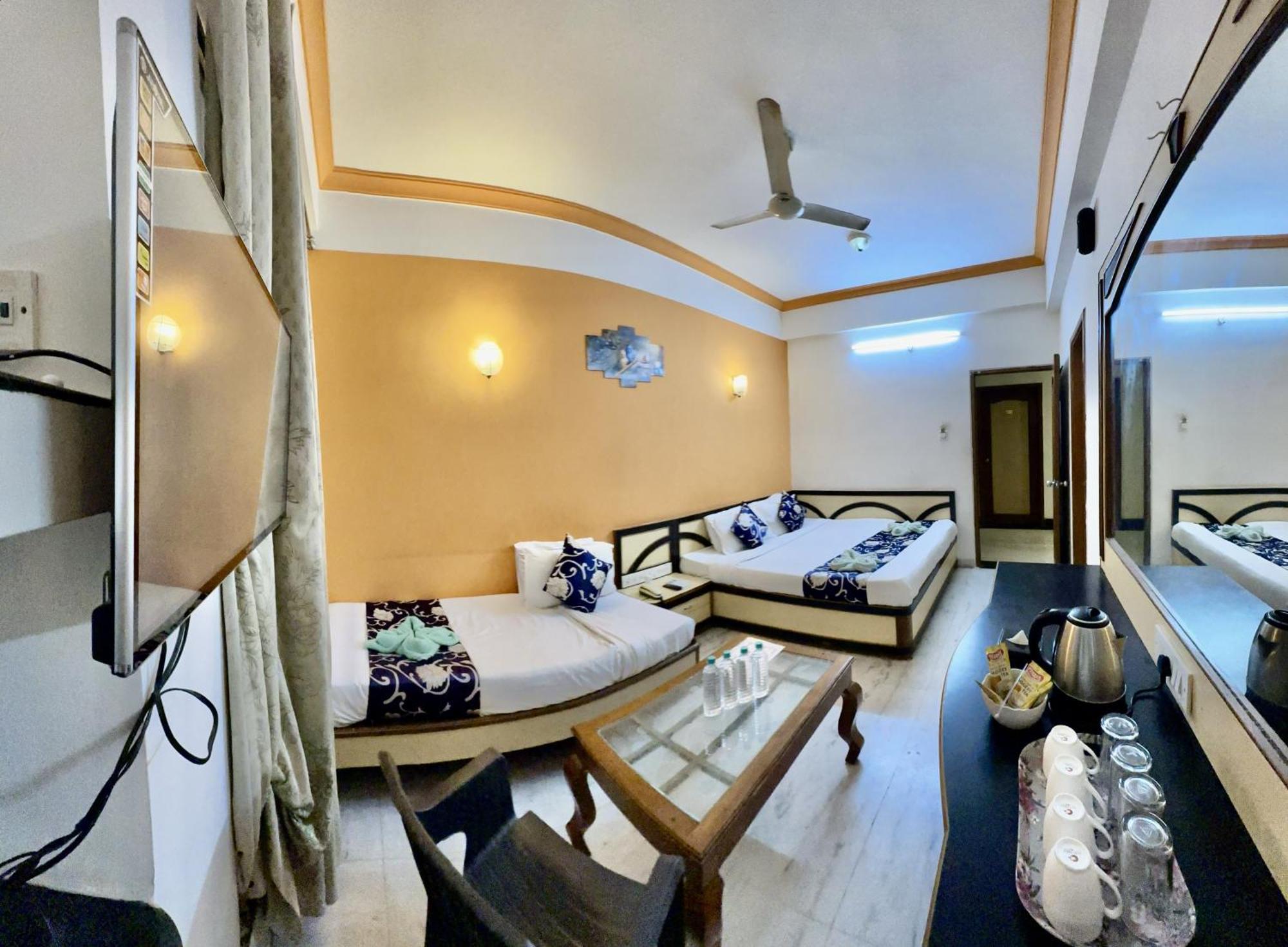 Hotel Indore Palace - Feel At Home Shirdi Exterior photo