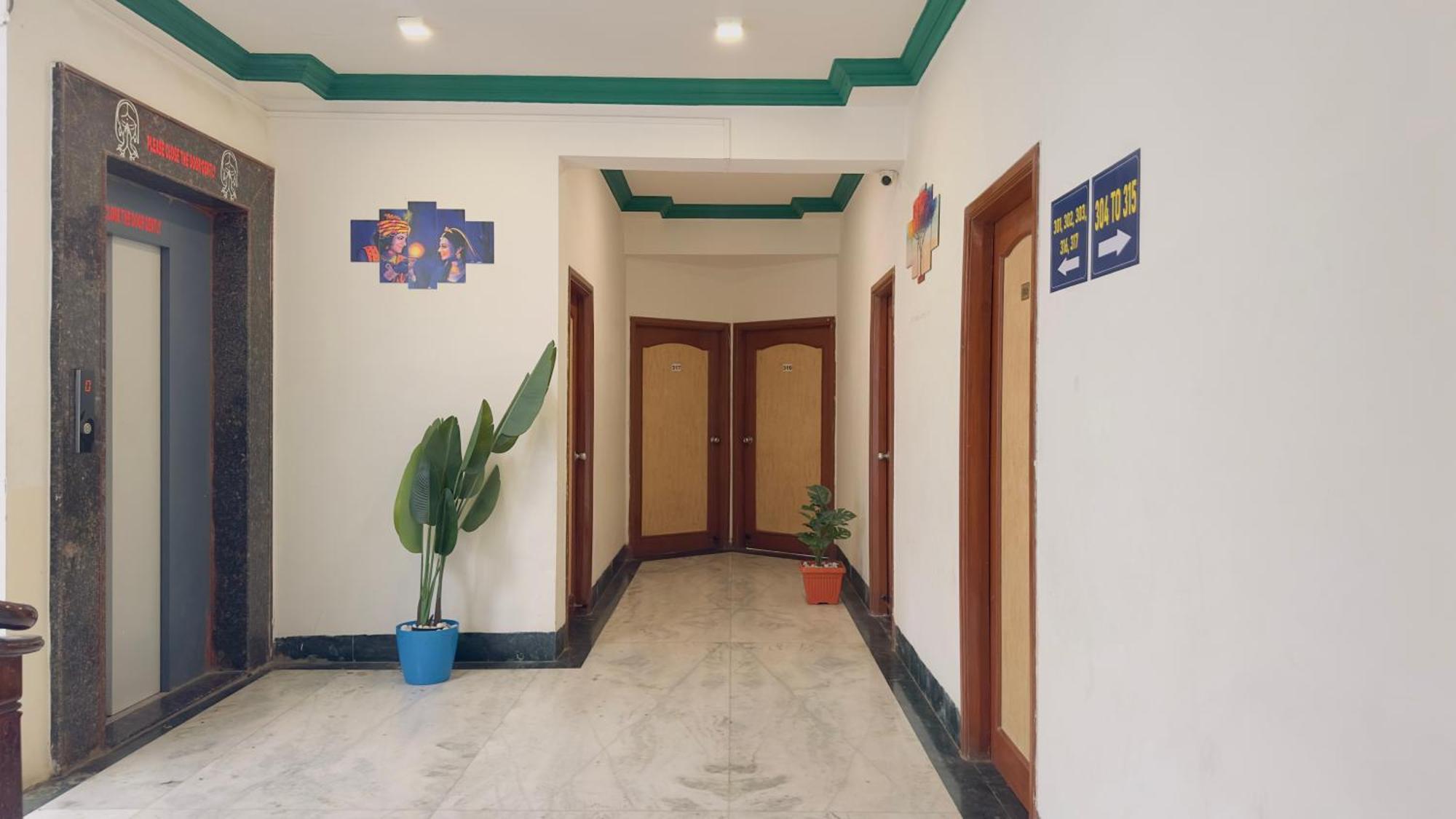 Hotel Indore Palace - Feel At Home Shirdi Exterior photo