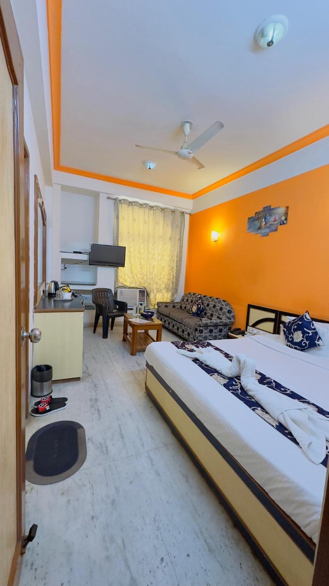 Hotel Indore Palace - Feel At Home Shirdi Exterior photo